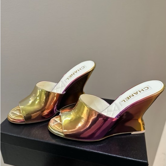CHANEL MERMAID MULE WEDGES 39.5 - Picture 3 of 3